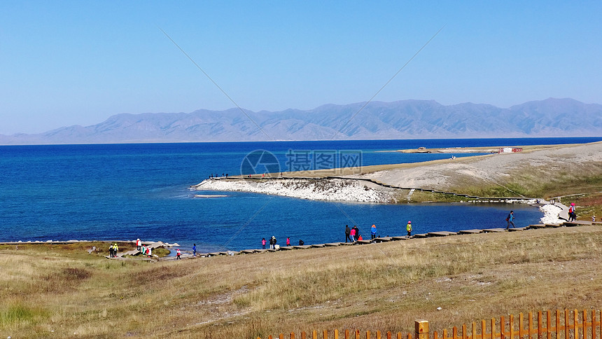 大美新疆赛里木湖图片