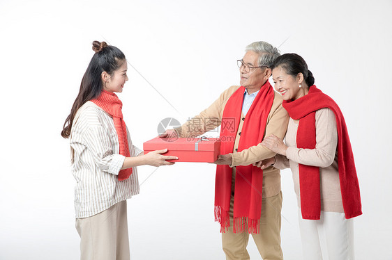 女儿过年送礼