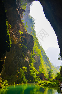 巴马命河广西巴马县百魔洞背景