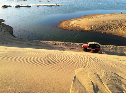 额济纳风光巴丹吉林沙漠边沿高清图片