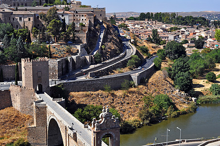 西班牙托莱多阿尔卡萨尔城堡图片