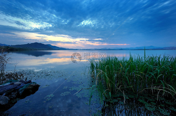 美丽的杭州余杭南湖图片