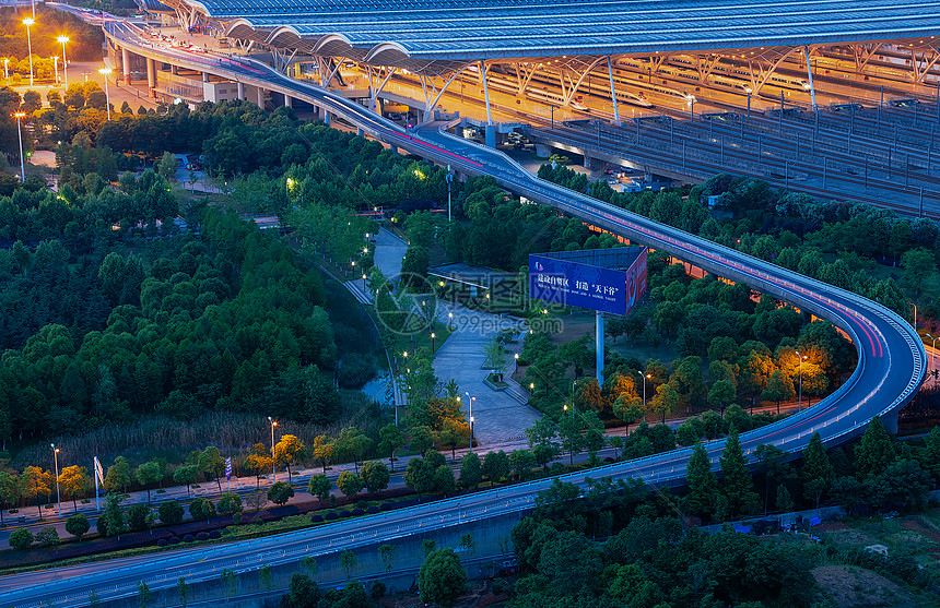 武汉火车站夜景图图片