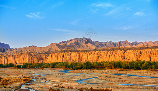 火焰山风景图片