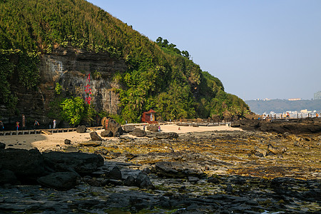 涠洲岛鳄鱼山景区月亮湾背景图片