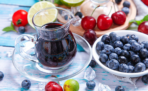 蓝莓酒制作原料背景图片