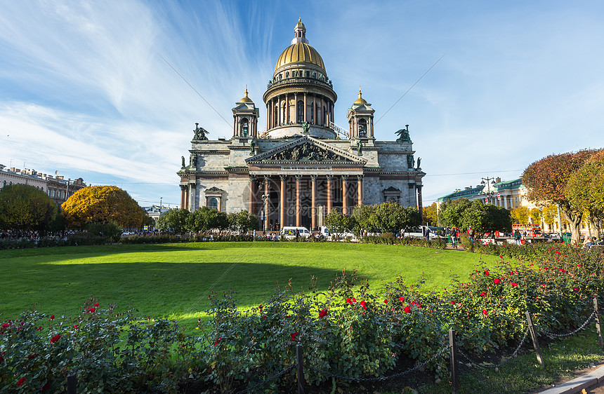 圣彼得堡著名景点圣以撒大教堂图片