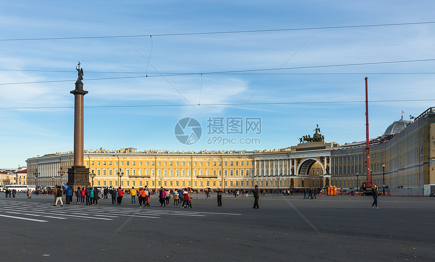 圣彼得堡冬宫广场全景图