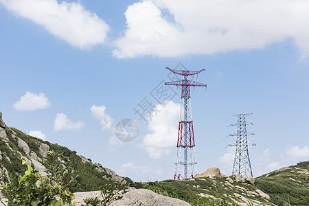 生活设施山上高压电塔背景