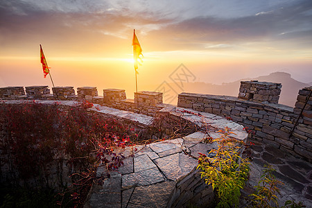 古城墙霞光背景图片