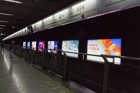 地铁广告牌广告位展示高清图片