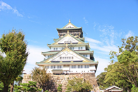 日本庭院日本大阪城背景