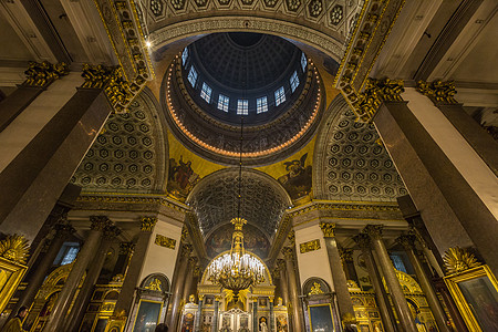 圣彼得堡彼得大教堂内部图片