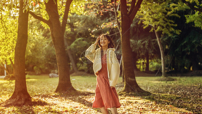 文艺清新美女写真图片