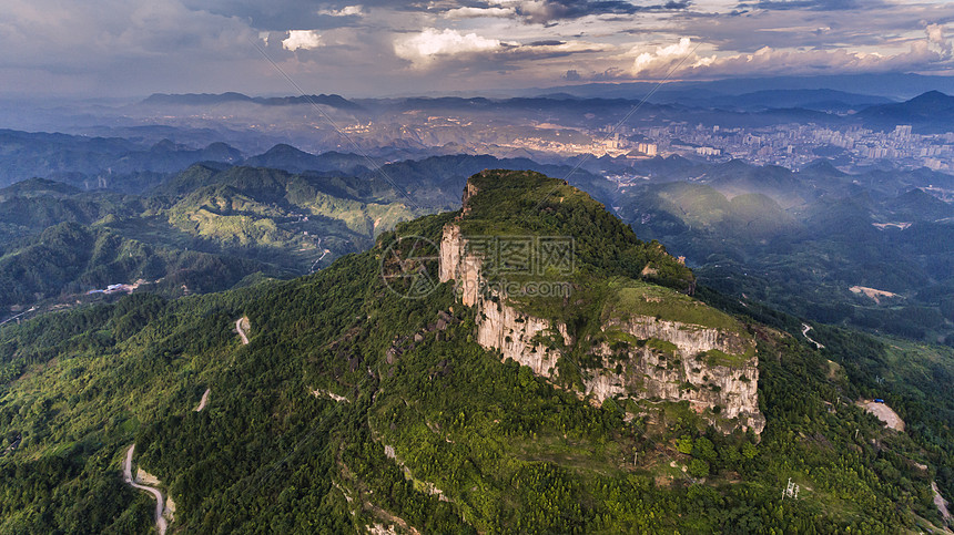 贵州凯里香炉山风光图片