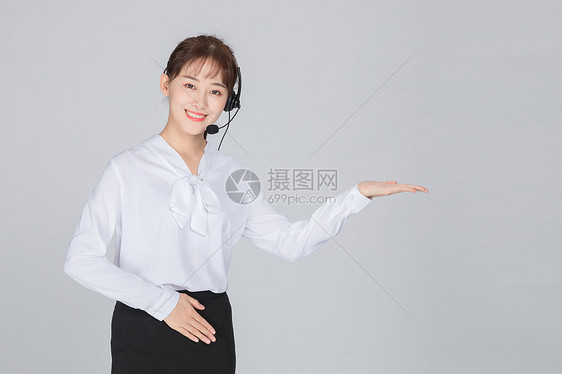 年轻的客服代表美女图片