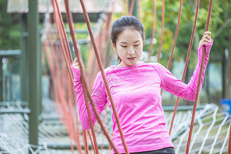 女性运动户外拓展背景图片