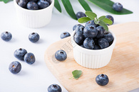 新鲜水果蓝莓图片