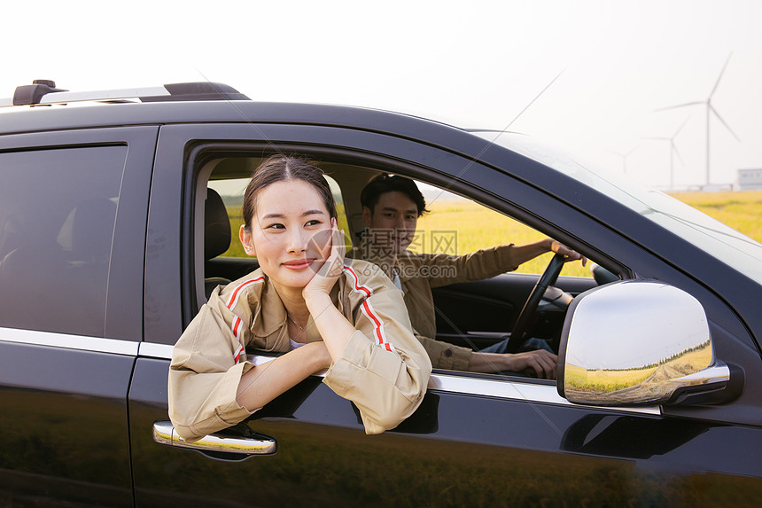 情侣人车生活出行图片