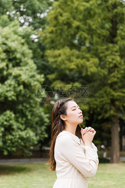 复古美女写真图片