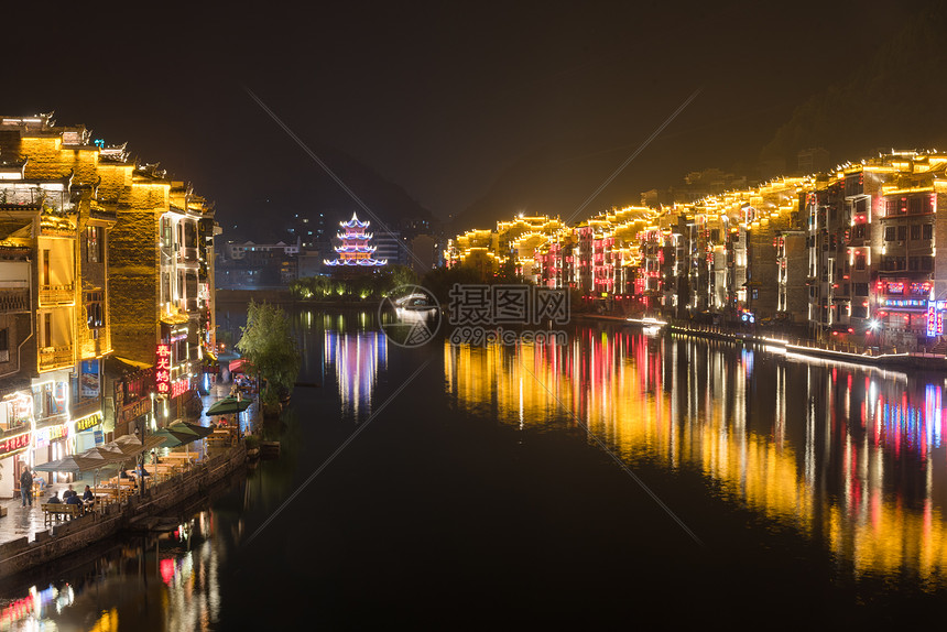 贵州镇远古城夜景图片