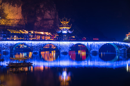 贵州镇远古城夜景图片