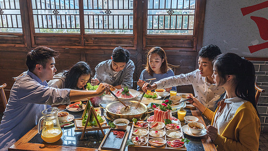 火锅美食青年聚会图片