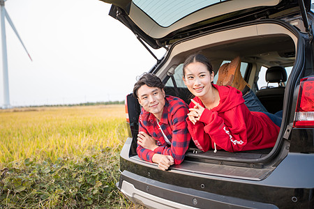 情侣旅行情侣汽车出行郊游背景