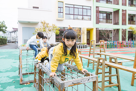 儿童游乐园幼儿园户外儿童素质拓展背景