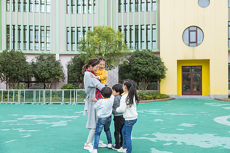 幼儿园老师幼儿园户外幼师陪伴儿童背景