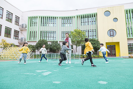 儿童户外学习幼儿园老师和孩子玩游戏背景