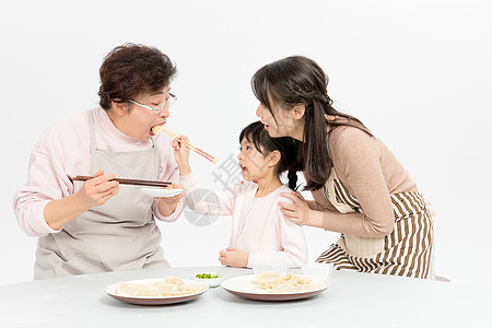 立冬吃饺子一家人吃饺子背景