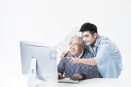 敬老老人学习电脑高清图片