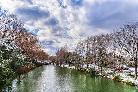 冬雪上海河道高清图片