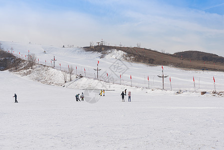 戏雪乐园天津盘山滑雪场背景