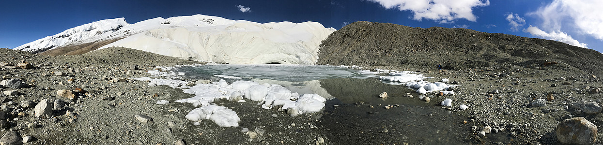 雪山全景图新疆慕士塔格峰全景图背景