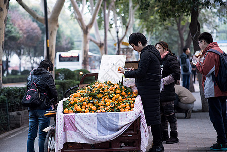 街边水果摊图片