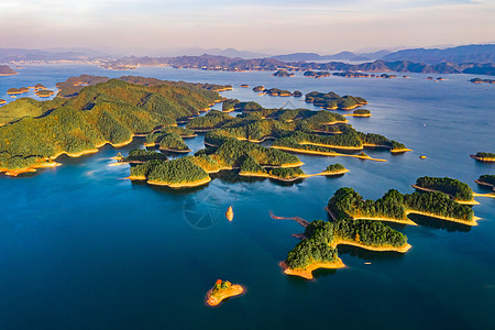 千岛湖捕鱼杭州千岛湖的很多小岛背景