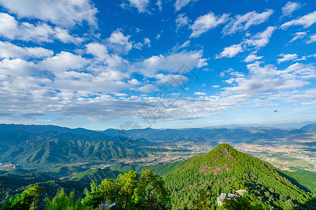 腾冲温泉云南腾冲云峰山自然风光背景