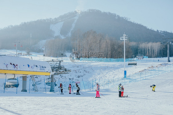 长白山滑雪场图片