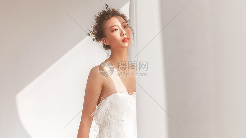 唯美婚纱美女图片