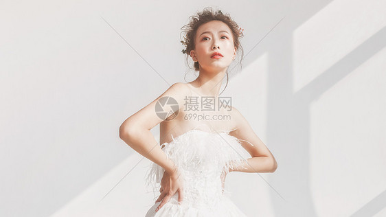 婚纱美女图片