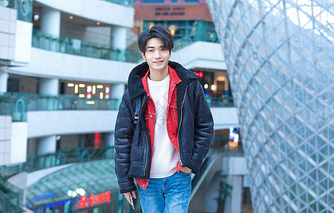 阳光下的男生图片素材_免费下载_jpg图片格式