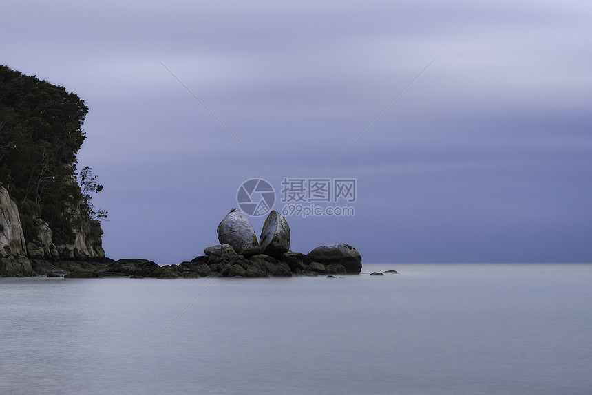 新西兰南岛苹果岩图片