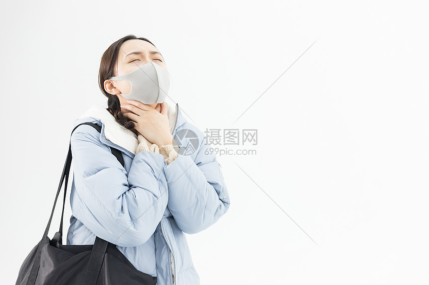 年轻女性咳嗽图片