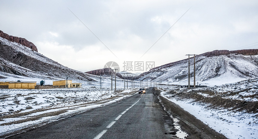 摩洛哥雪景公路图片