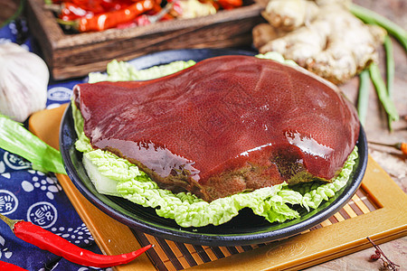 新鲜猪肝营养高清图片素材