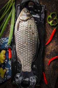 活鱼食材新鲜烤活鱼高清图片