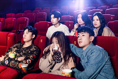 在影院看悲伤电影