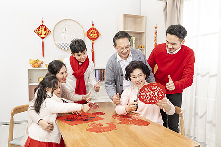 新年热闹一家人背景图片